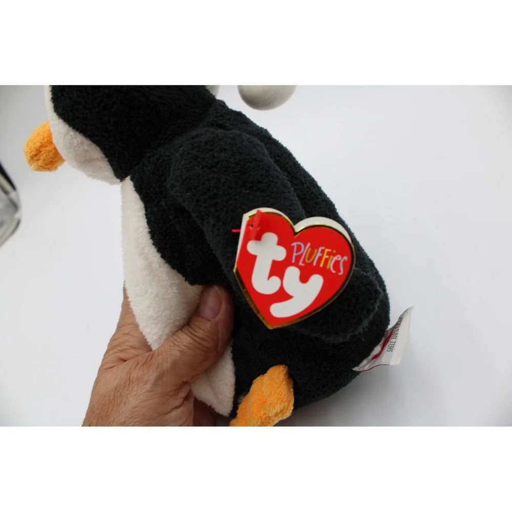 Ty Pluffies Freeze Penguin Black White Christmas Holiday Hat Plush 2007 092680